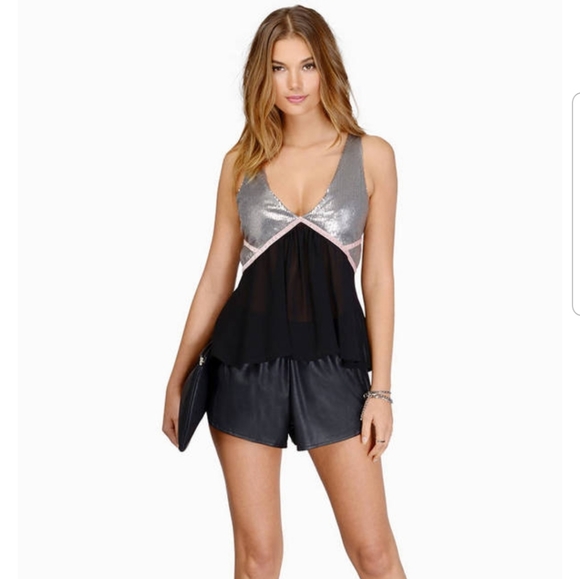 Tobi Show It & Glow It Sequin Tank Top - Picture 2 of 4